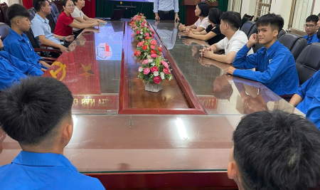 TRƯỜNG THPT THÂN NHÂN TRUNG TỔ CHỨC NGÀY HỘI KHỞI NGHIỆP ĐỔI MỚI SÁNG TẠO NĂM 2025